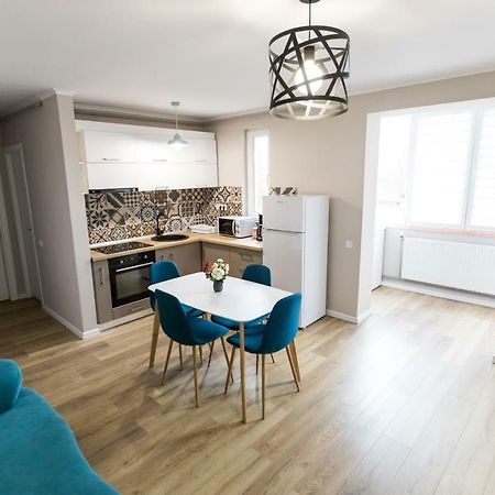 Sunshine Apartament Targu-Mures Bagian luar foto
