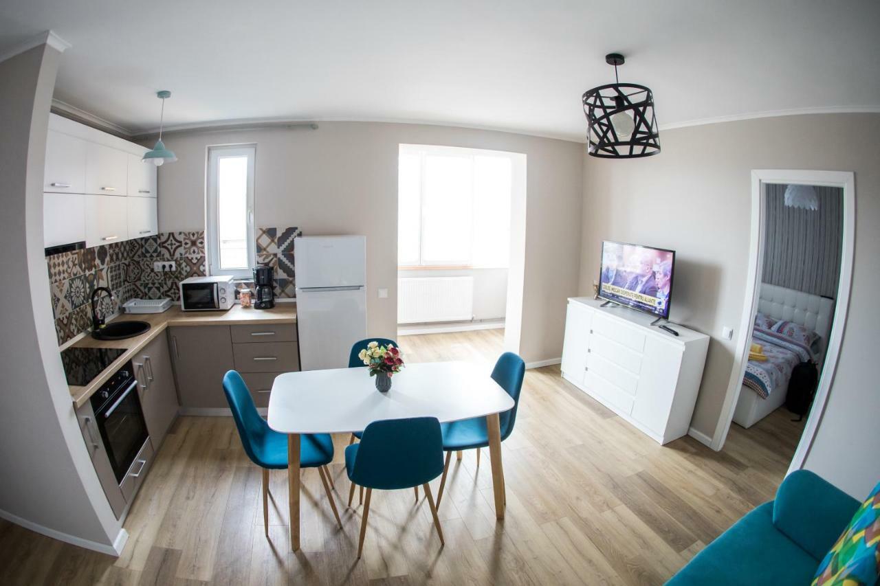 Sunshine Apartament Targu-Mures Bagian luar foto